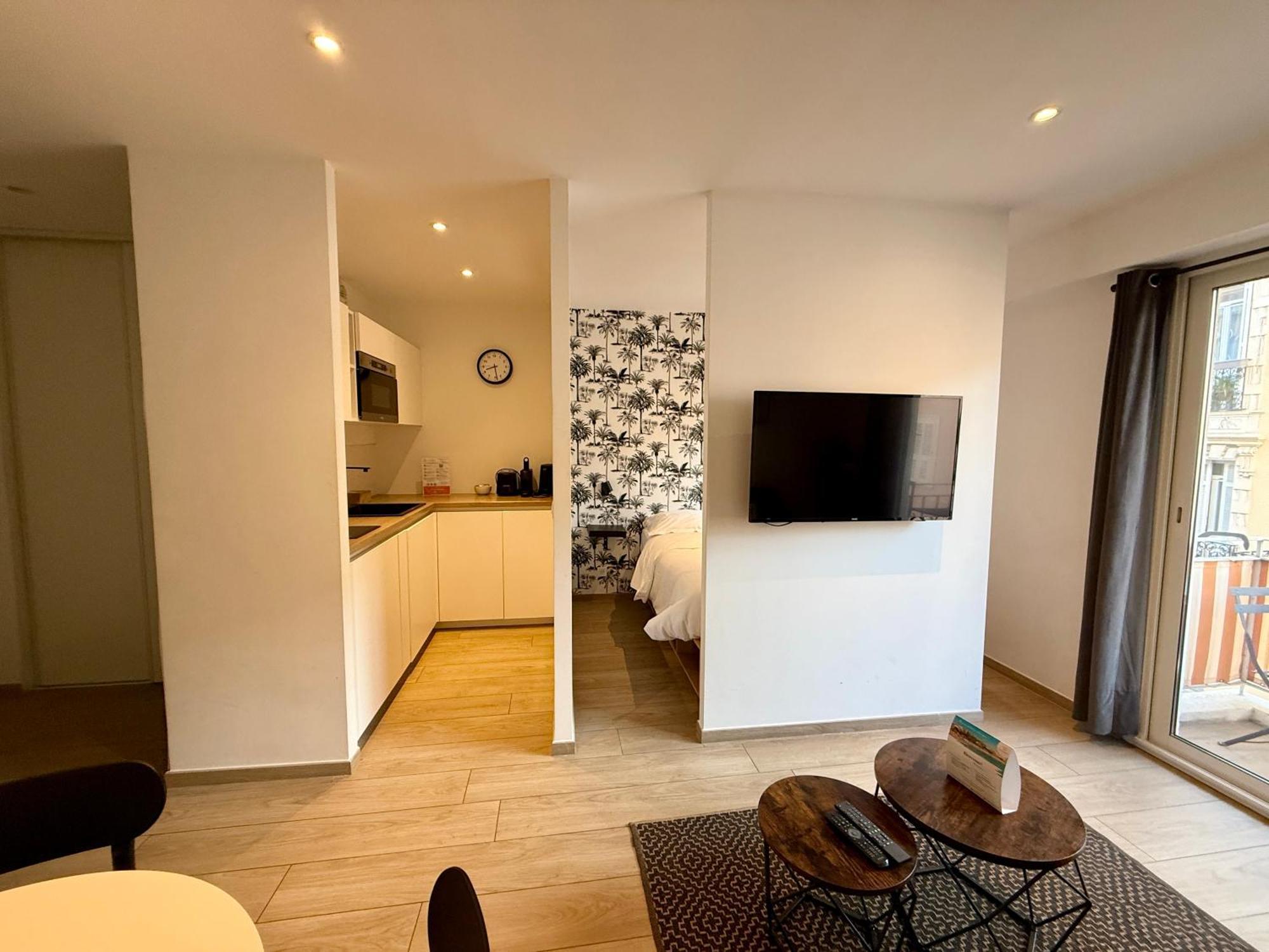 C001-Beau Studio Neuf Situe Au Centre Канны Экстерьер фото